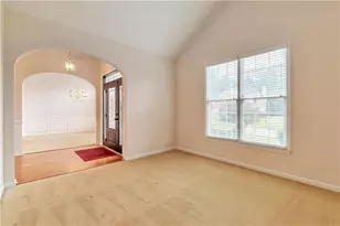 6231 Mountain Ridge Cir, Sugar Hill, GA 30518 - Photo 9