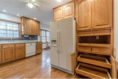 9996 Walden Drive, Jonesboro, GA 30238 - Photo 5