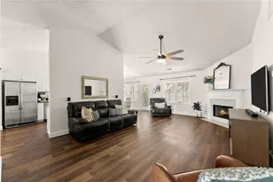 5740 Rolling Meadow Ln, Flowery Branch, GA 30542 - Photo 9