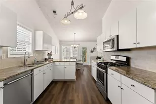 5740 Rolling Meadow Ln, Flowery Branch, GA 30542 - Photo 13