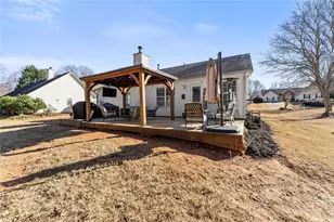 5740 Rolling Meadow Ln, Flowery Branch, GA 30542 - Photo 35