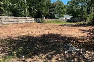 1013 J Davis St, Monroe, GA 30655 - Photo 9