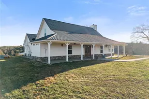 552 Vista View Pl, Cleveland, GA 30528 - Photo 5