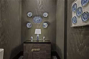 2425 Peachtree Rd NE, Atlanta, GA 30305 - Photo 21