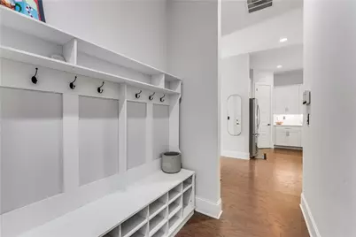 1884 Commons Place NW, Atlanta, GA 30318 - Photo 7