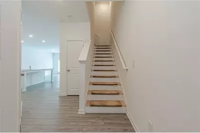 628 Isom Walk, Suwanee, GA 30024 - Photo 5