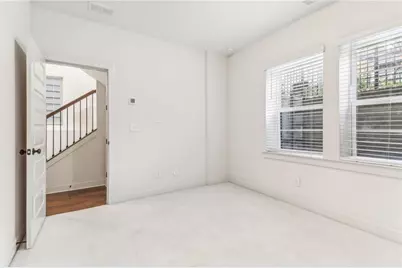 621 Broadview Terrace NE, Atlanta, GA 30324 - Photo 25