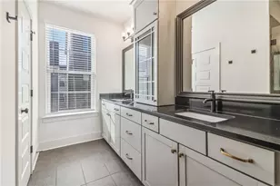 621 Broadview Terrace NE, Atlanta, GA 30324 - Photo 19