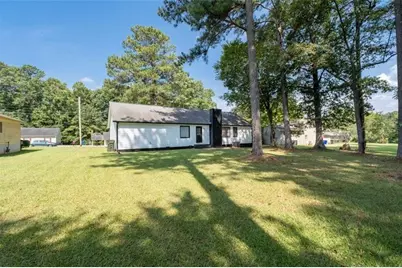 10100 Clearview Dr NW, Covington, GA 30014 - Photo 3