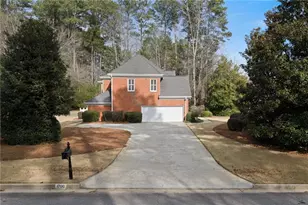 1700 Canterbury Pointe SE, Conyers, GA 30013 - Photo 5