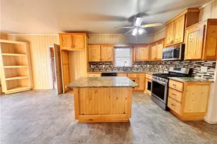 181 Barnyard Ln, Clayton, GA 30525 - Photo 7