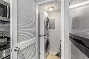 2657 Lenox Road NE, Atlanta, GA 30324 - Photo 23