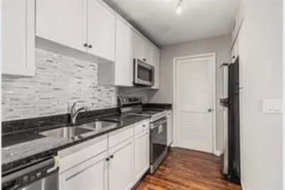 2657 Lenox Road NE #69, Atlanta, GA 30324 - Photo 9