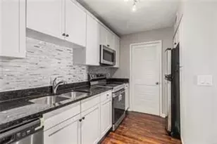 2657 Lenox Road NE, Atlanta, GA 30324 - Photo 9