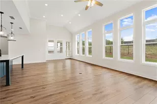 567 Pearl St, Cumming, GA 30040 - Photo 9