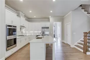 5630 Overlook Club Cir, Suwanee, GA 30024 - Photo 9