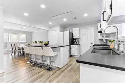 1646 Desford Court SW, Marietta, GA 30064 - Photo 13