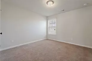 9240 Holly Wood Dr, Gainesville, GA 30506 - Photo 33
