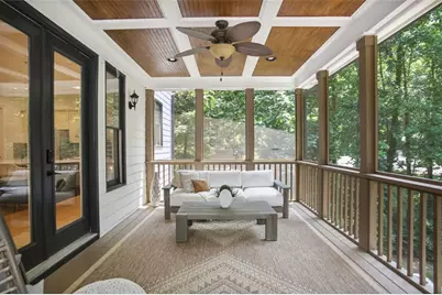 525 Forest Hills Drive, Atlanta, GA 30342 - Photo 13