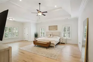 525 Forest Hills Dr, Atlanta, GA 30342 - Photo 15