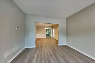 7119 Big Woods Dr, Woodstock, GA 30189 - Photo 3