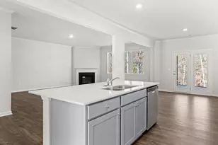 1311 Lincoln Ln, Braselton, GA 30517 - Photo 7