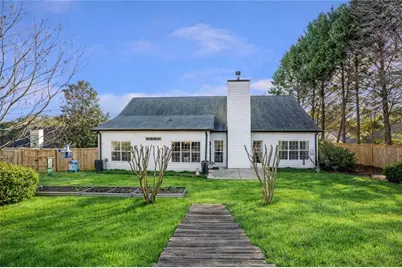 1075 Julius Drive, Suwanee, GA 30024 - Photo 17