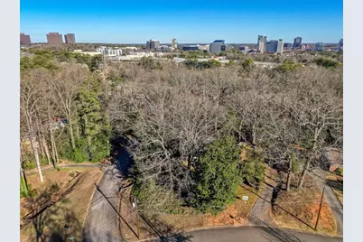 6340 Aberdeen Drive NE, Atlanta, GA 30328 - Photo 11