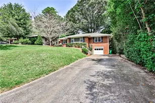 1422 Lively Ridge Rd NE, Atlanta, GA 30329 - Photo 3