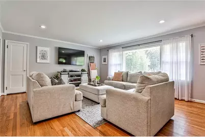 1422 Lively Ridge Road NE, Atlanta, GA 30329 - Photo 5