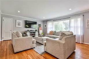 1422 Lively Ridge Rd NE, Atlanta, GA 30329 - Photo 5