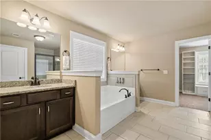 1050 Silver Thorne Dr, Loganville, GA 30052 - Photo 37