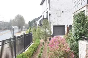 225 Britten Pass, Alpharetta, GA 30009 - Photo 13