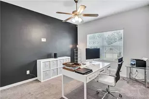 210 Fanleaf Dr, Fairburn, GA 30213 - Photo 11