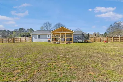 2001 Raymonds Drive, Loganville, GA 30052 - Photo 7