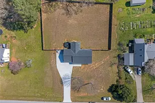 2001 Raymonds Dr, Loganville, GA 30052 - Photo 11