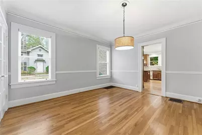 685 E Morningside Drive NE, Atlanta, GA 30324 - Photo 13