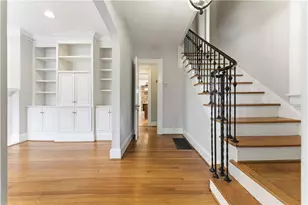 685 E Morningside Dr NE, Atlanta, GA 30324 - Photo 3