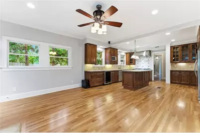 685 E Morningside Drive NE, Atlanta, GA 30324 - Photo 25