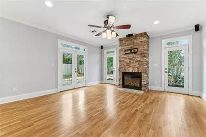 685 E Morningside Drive NE, Atlanta, GA 30324 - Photo 13