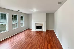 863 Langley View Ct, Loganville, GA 30052 - Photo 3