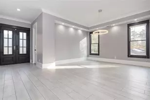 2804 Skyland Dr, Brookhaven, GA 30341 - Photo 3