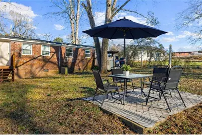 336 Gordon St, Jefferson, GA 30549 - Photo 15