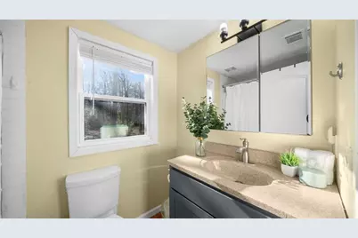 336 Gordon St, Jefferson, GA 30549 - Photo 9