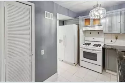 2518 Bradford Square NE, Atlanta, GA 30345 - Photo 3