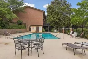 2518 Bradford Square NE, Atlanta, GA 30345 - Photo 7