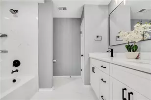 7074 Babbling Brook Dr, Jonesboro, GA 30236 - Photo 23