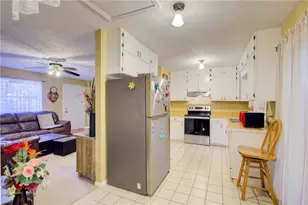 3566 Carry Ct, Snellville, GA 30039 - Photo 9