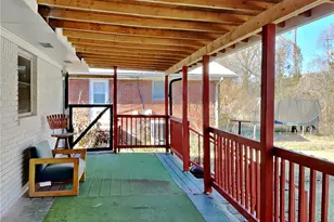 1429 E Vesta Ave, Atlanta, GA 30344 - Photo 3