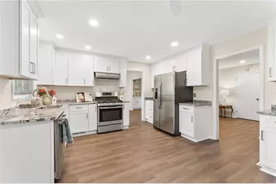 49 Basswood Circle, Atlanta, GA 30328 - Photo 9
